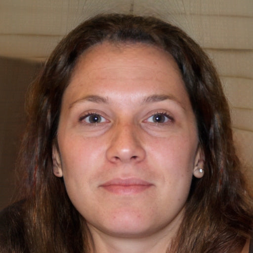 <em>Laura R.</em>